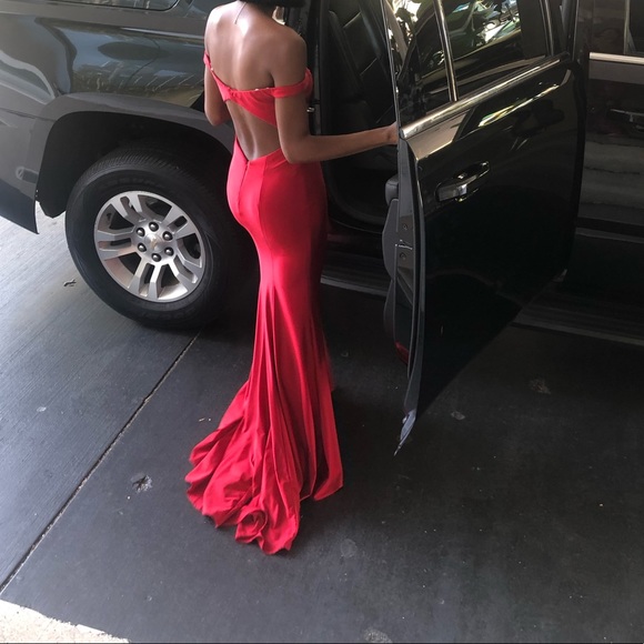 Cecilia Couture Red Gown - Picture 8 of 9